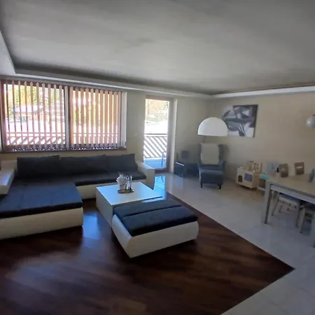 Apartman Panorama Family 45c, *